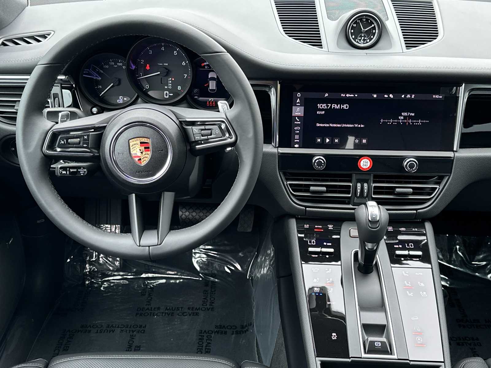 Thumbnail: 2025 Porsche Macan - 15