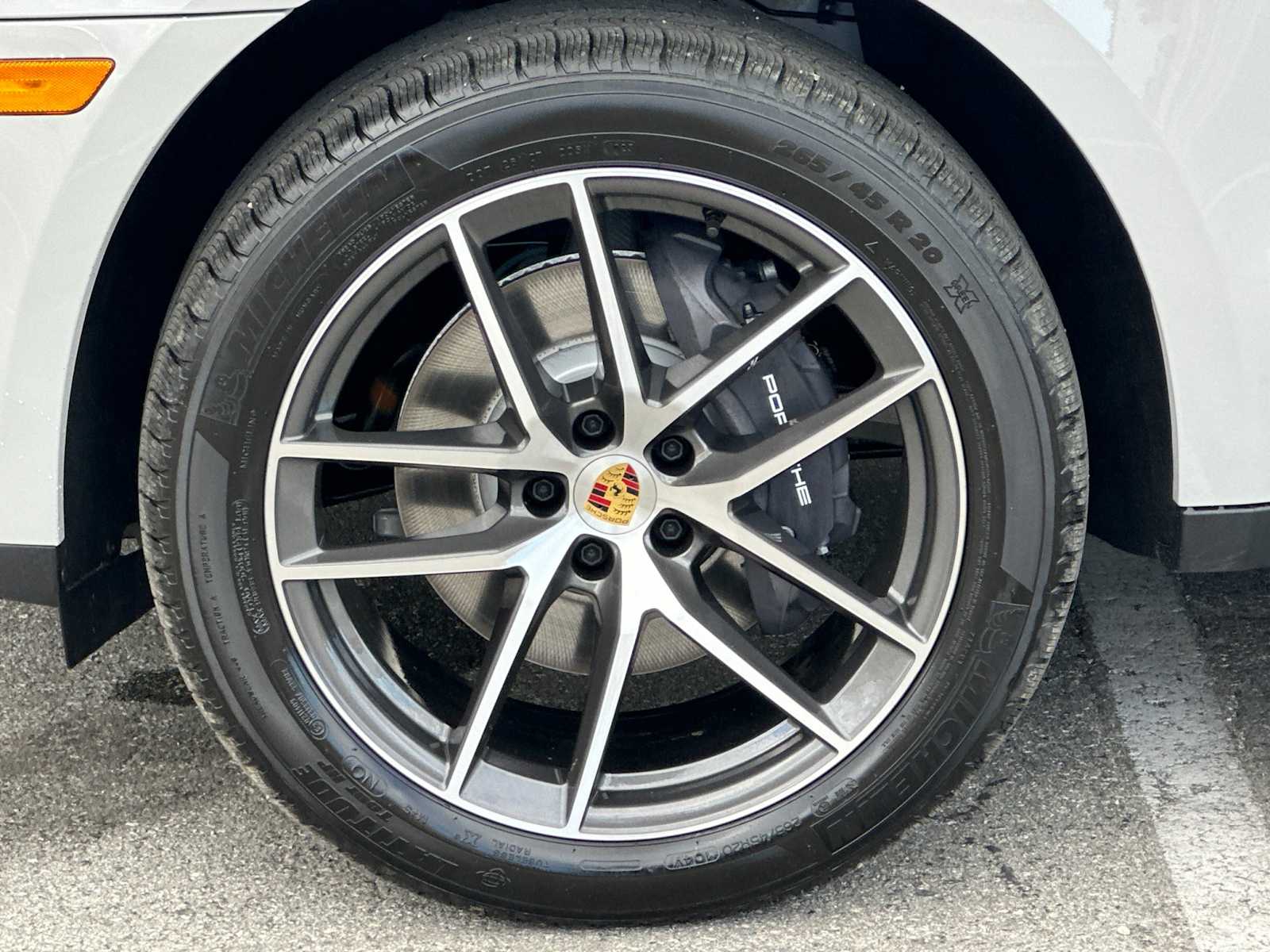 Thumbnail: 2026 Porsche Macan - 24