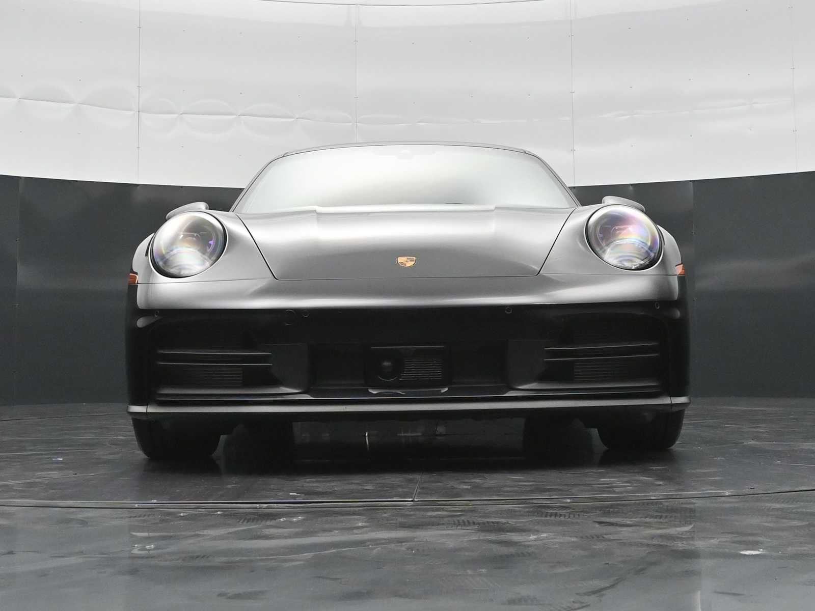 2025 Porsche 911 - Photo 42