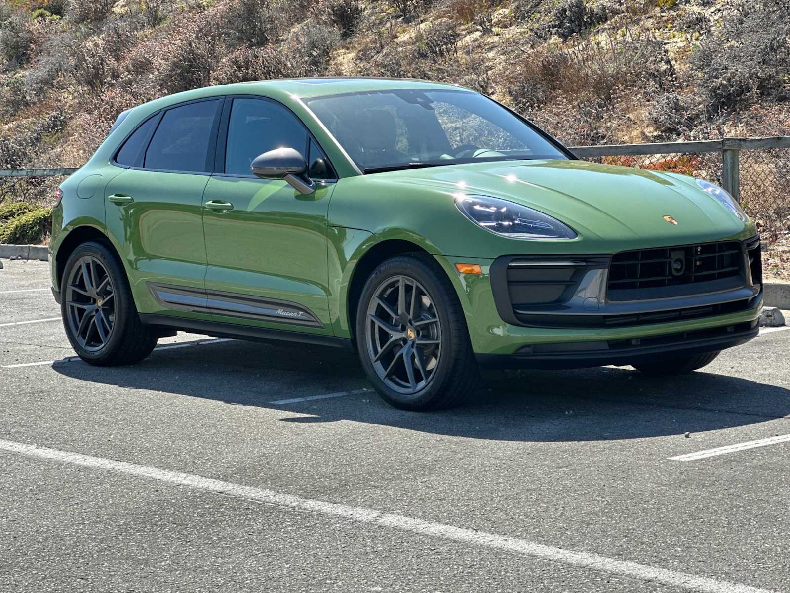 Thumbnail: 2024 Porsche Macan - 10