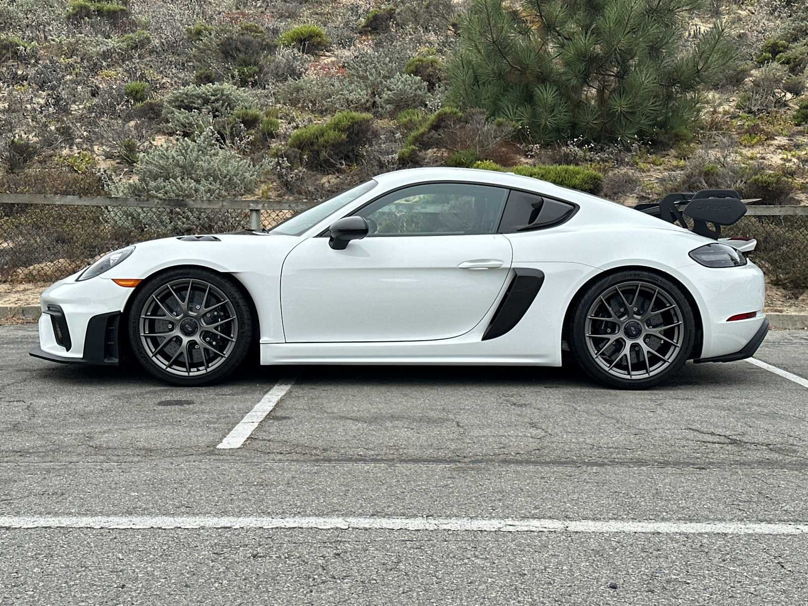 Thumbnail: 2024 Porsche 718 Cayman - 2