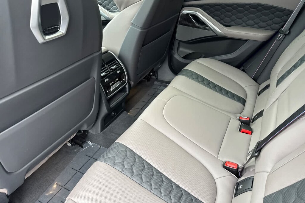 Used 2024 BMW X6 M SUV