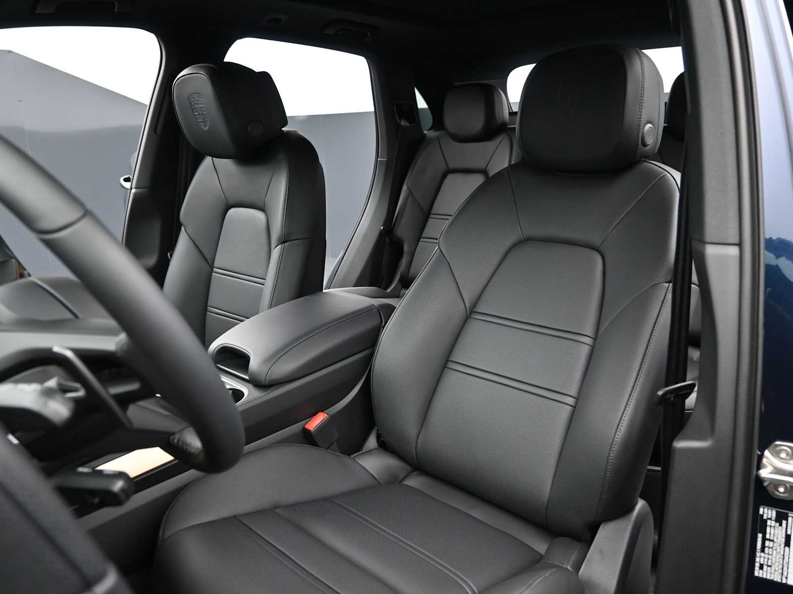 Thumbnail: 2026 Porsche Cayenne - 4