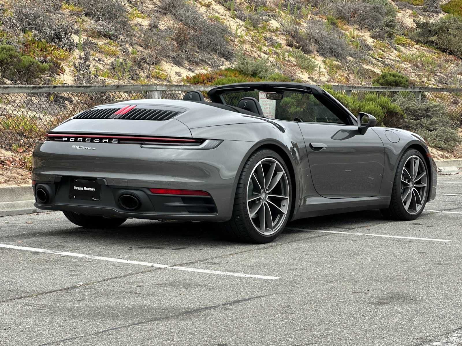 Thumbnail: 2023 Porsche 911 - 6