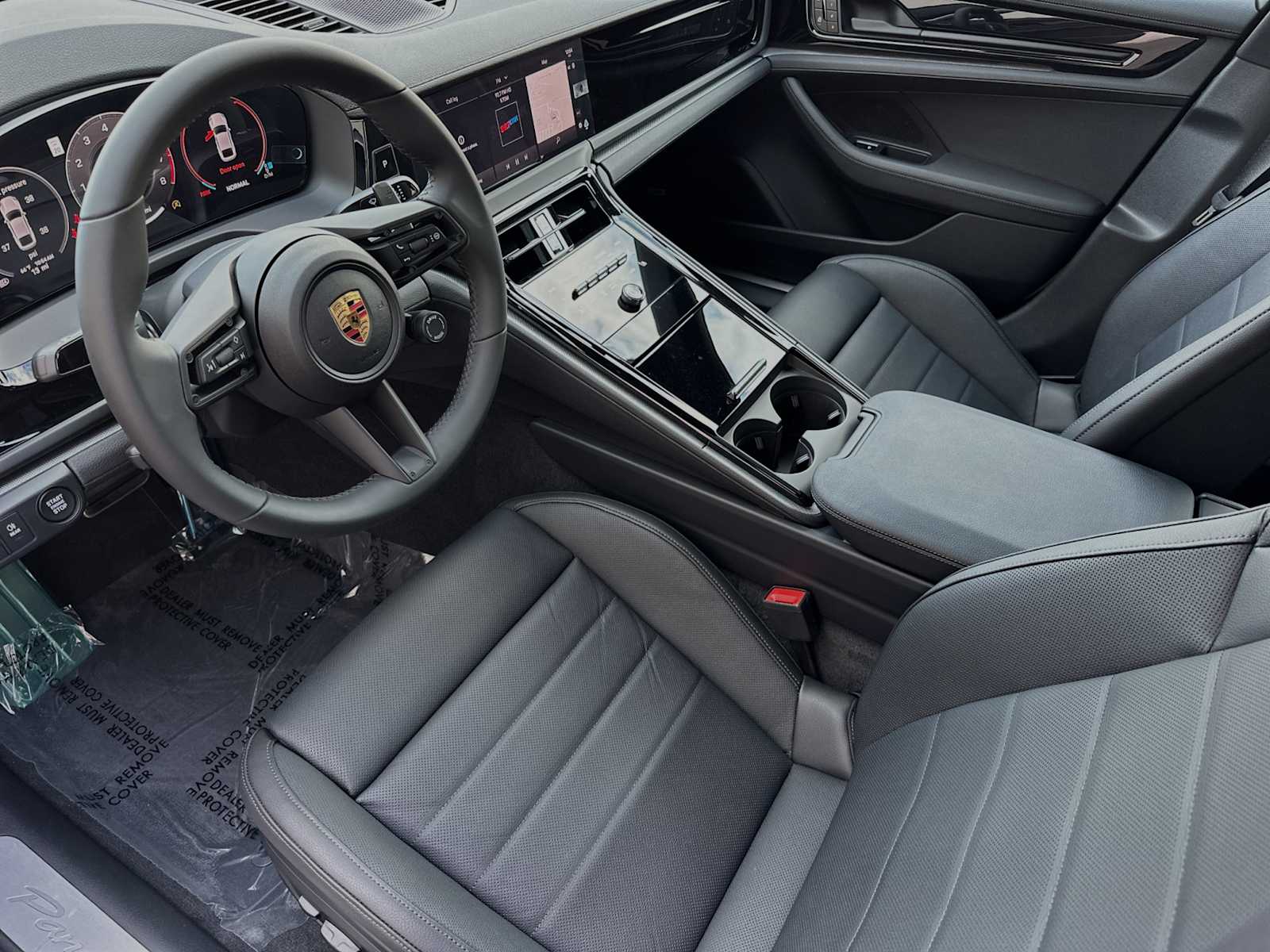 Thumbnail: 2025 Porsche Panamera - 4