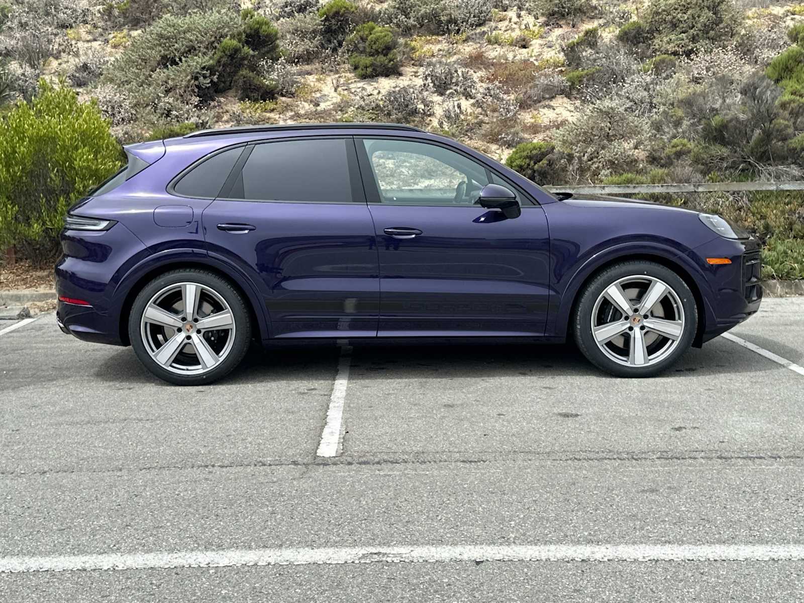 Thumbnail: 2025 Porsche Cayenne - 9