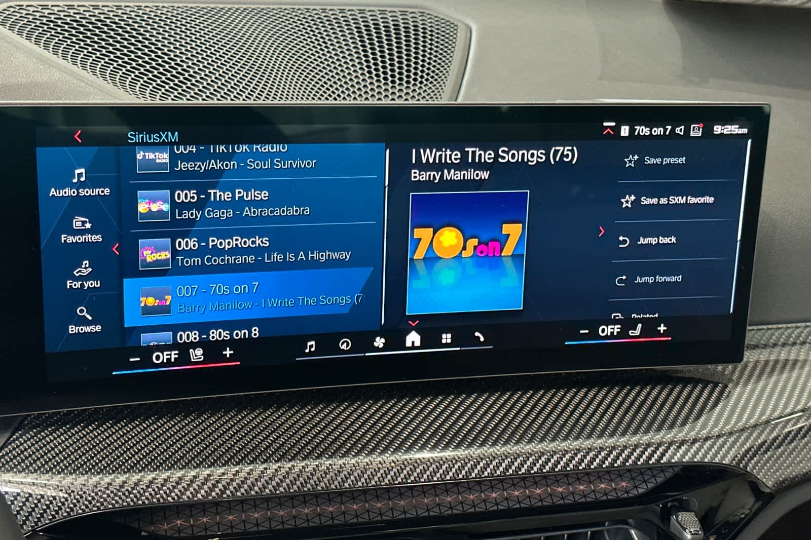 Thumbnail: 2025 BMW M4 - 17