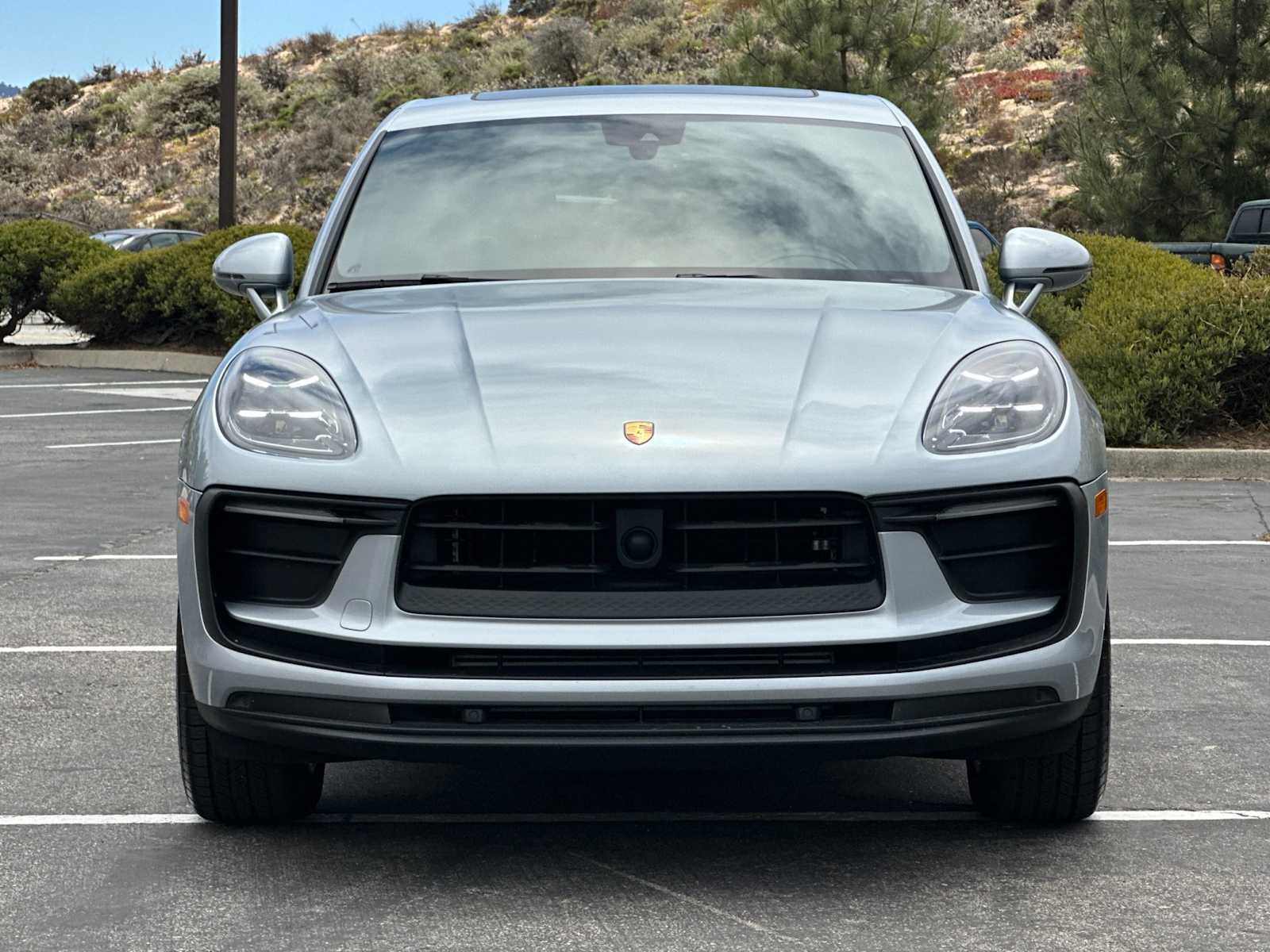 Thumbnail: 2025 Porsche Macan - 11