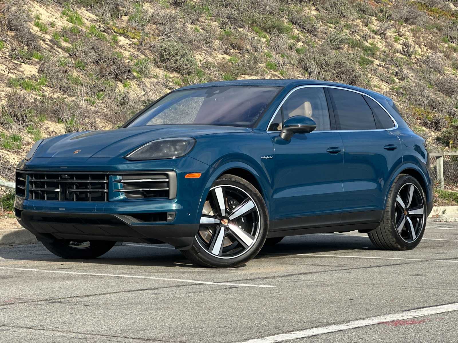 Thumbnail: 2025 Porsche Cayenne - 1