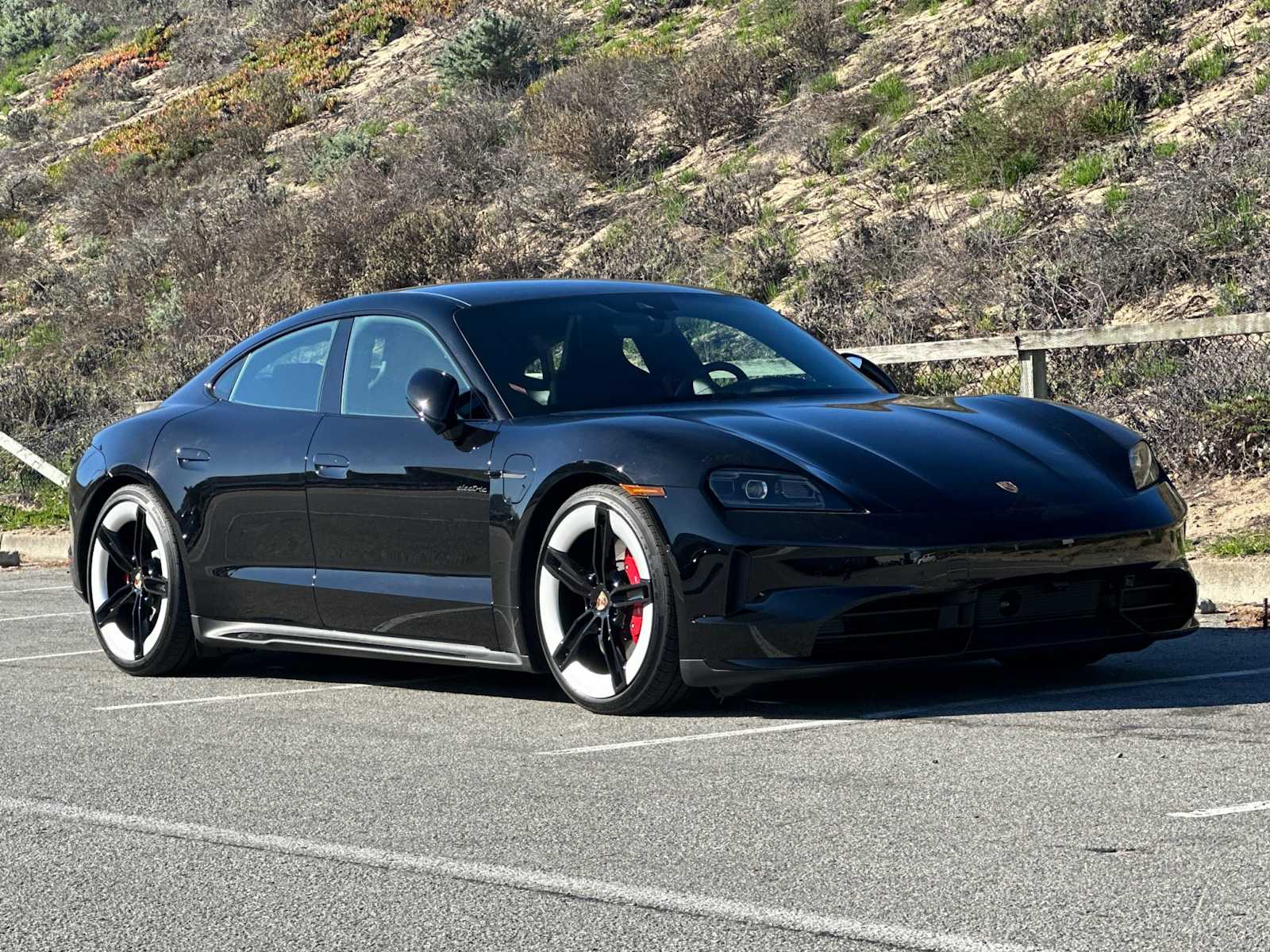 Thumbnail: 2025 Porsche Taycan - 10