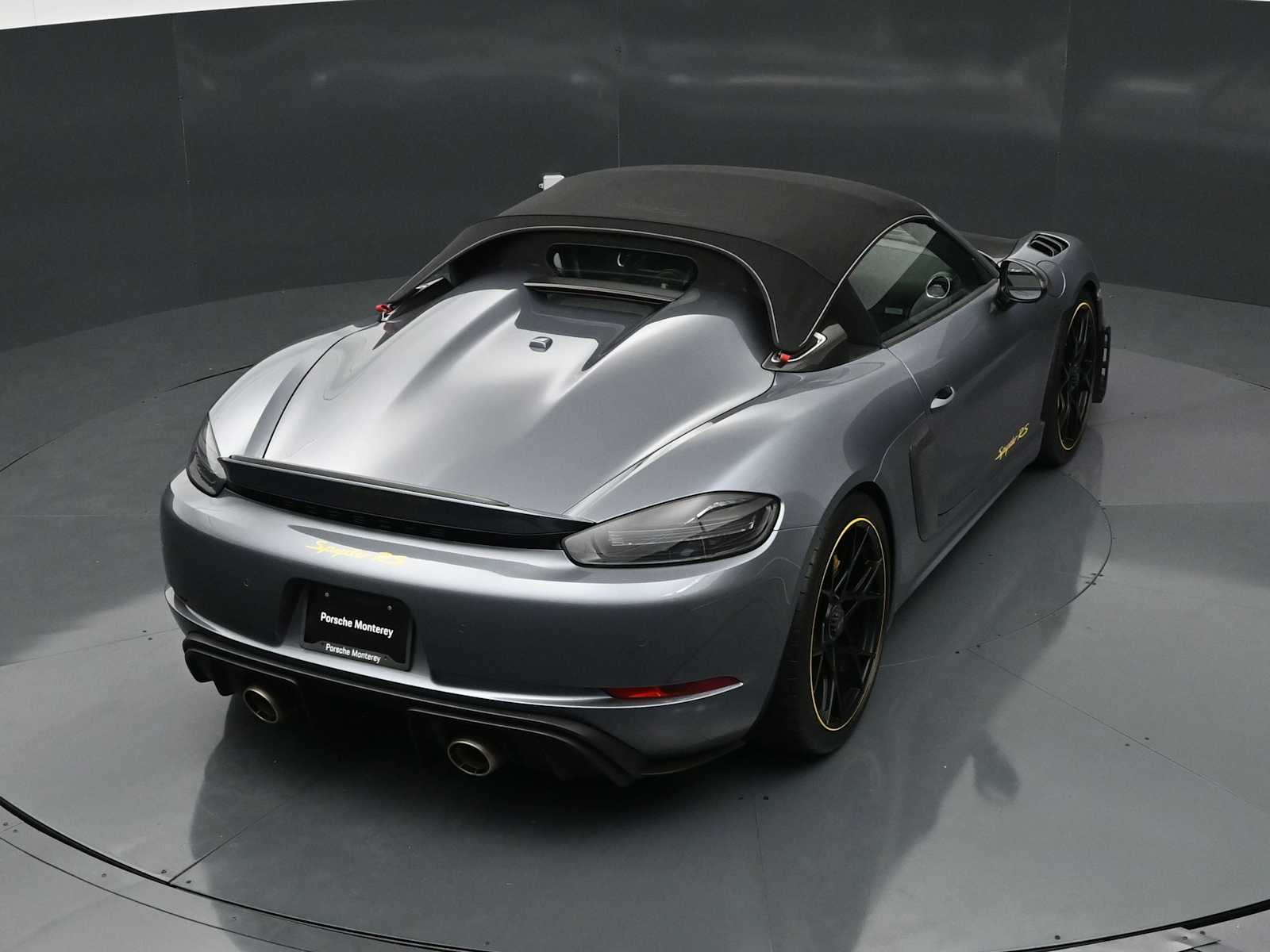 Thumbnail: 2025 Porsche  - 31