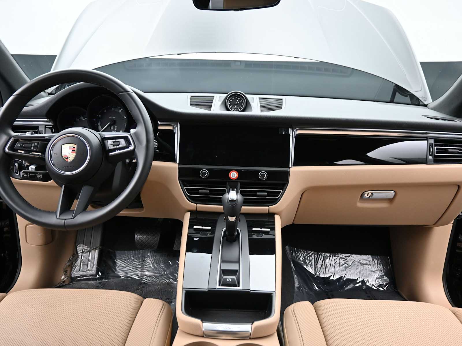 Thumbnail: 2025 Porsche Macan - 7