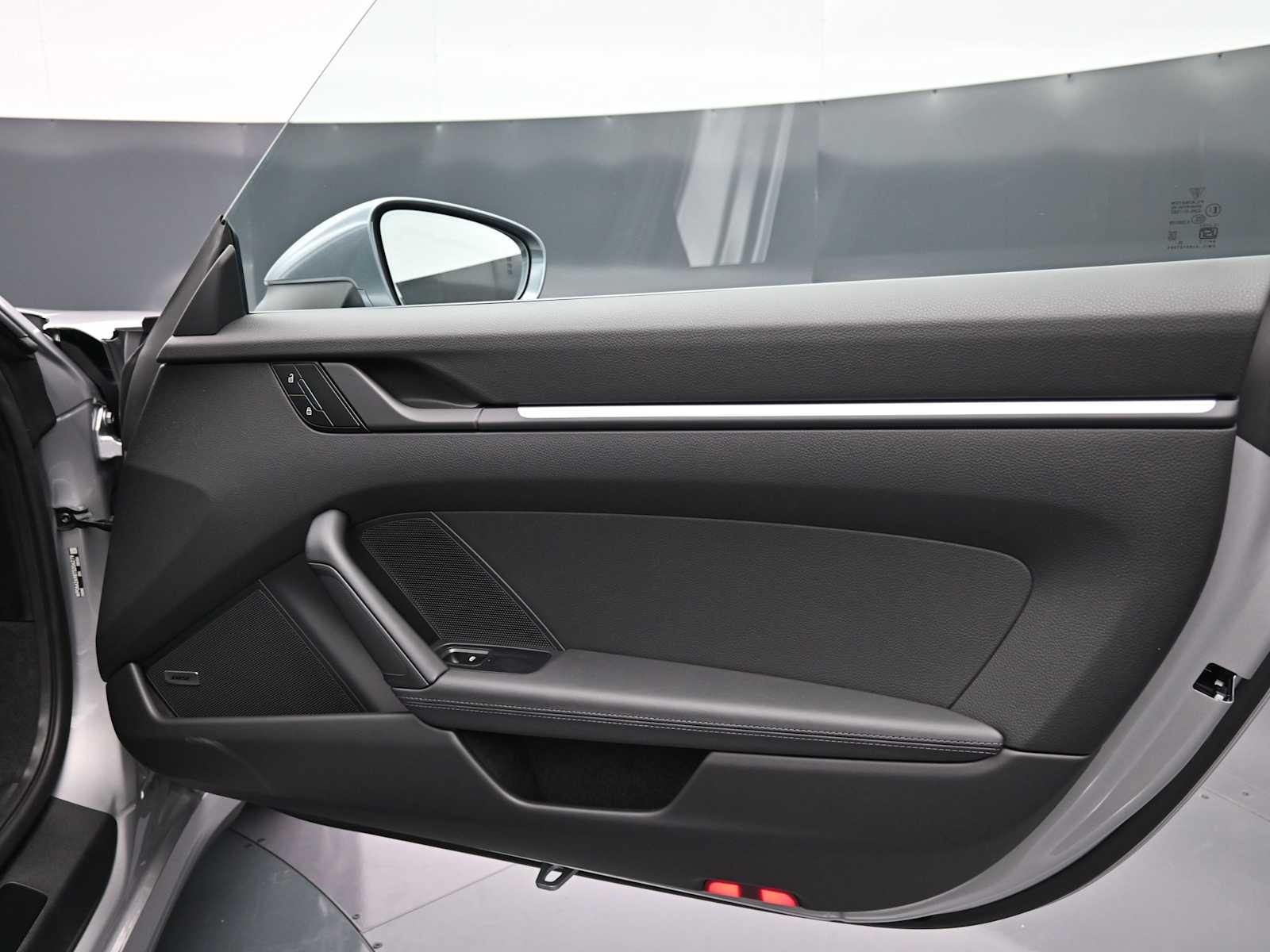 Thumbnail: 2026 Porsche 911 - 23