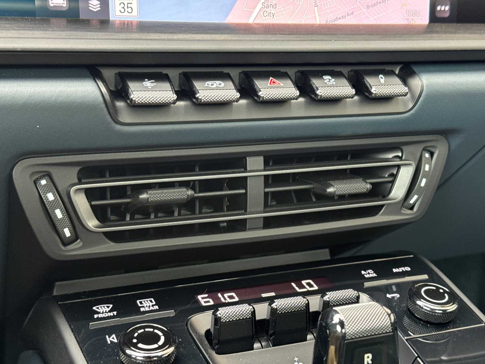 Thumbnail: 2023 Porsche 911 - 24