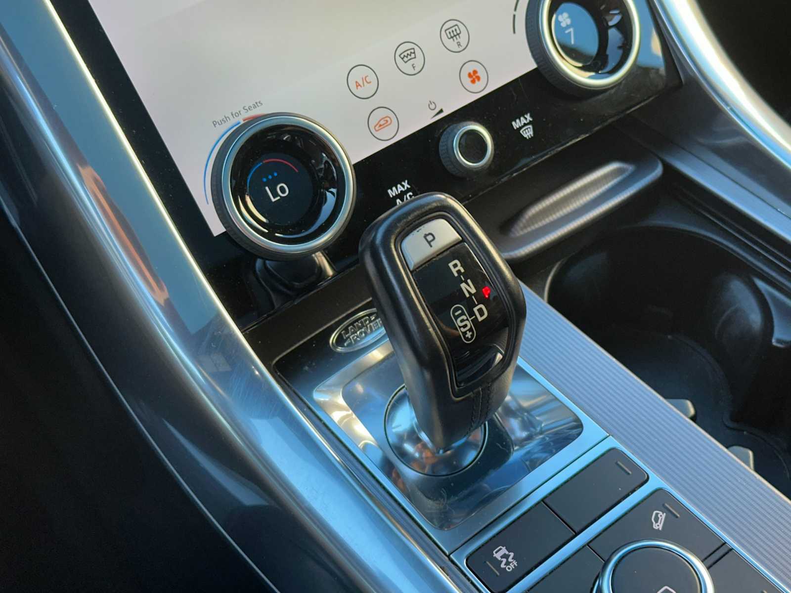 Thumbnail: 2018 Land Rover Range Rover Sport - 23