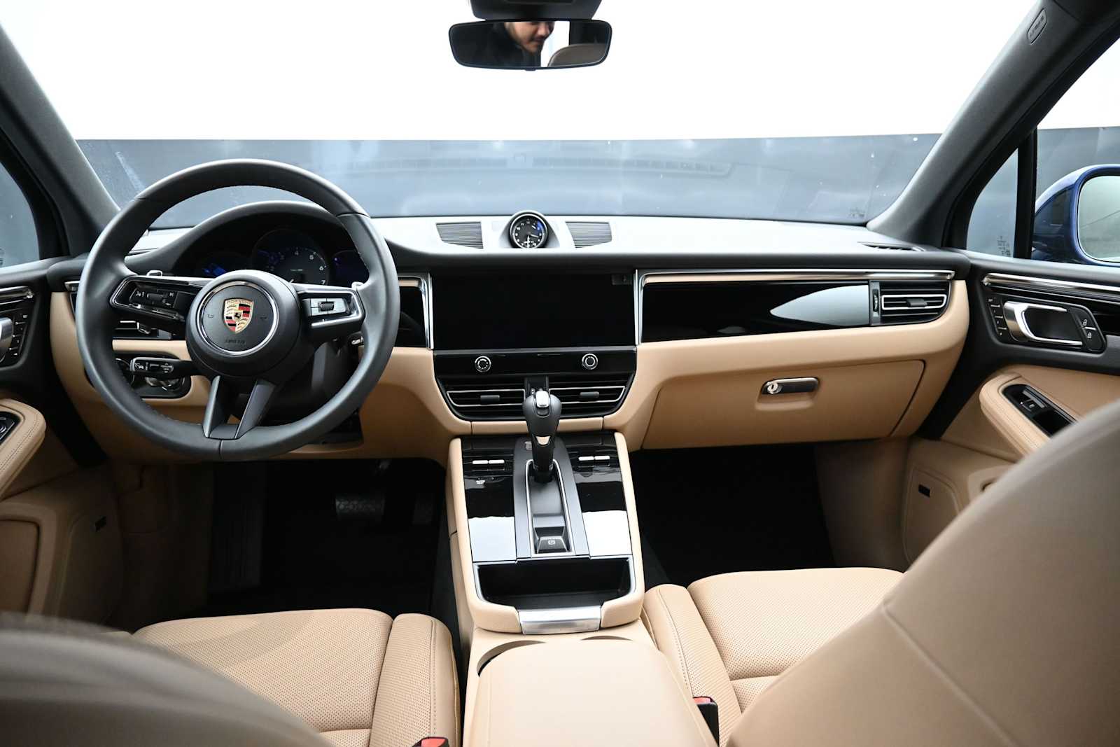 Thumbnail: 2026 Porsche Macan - 5