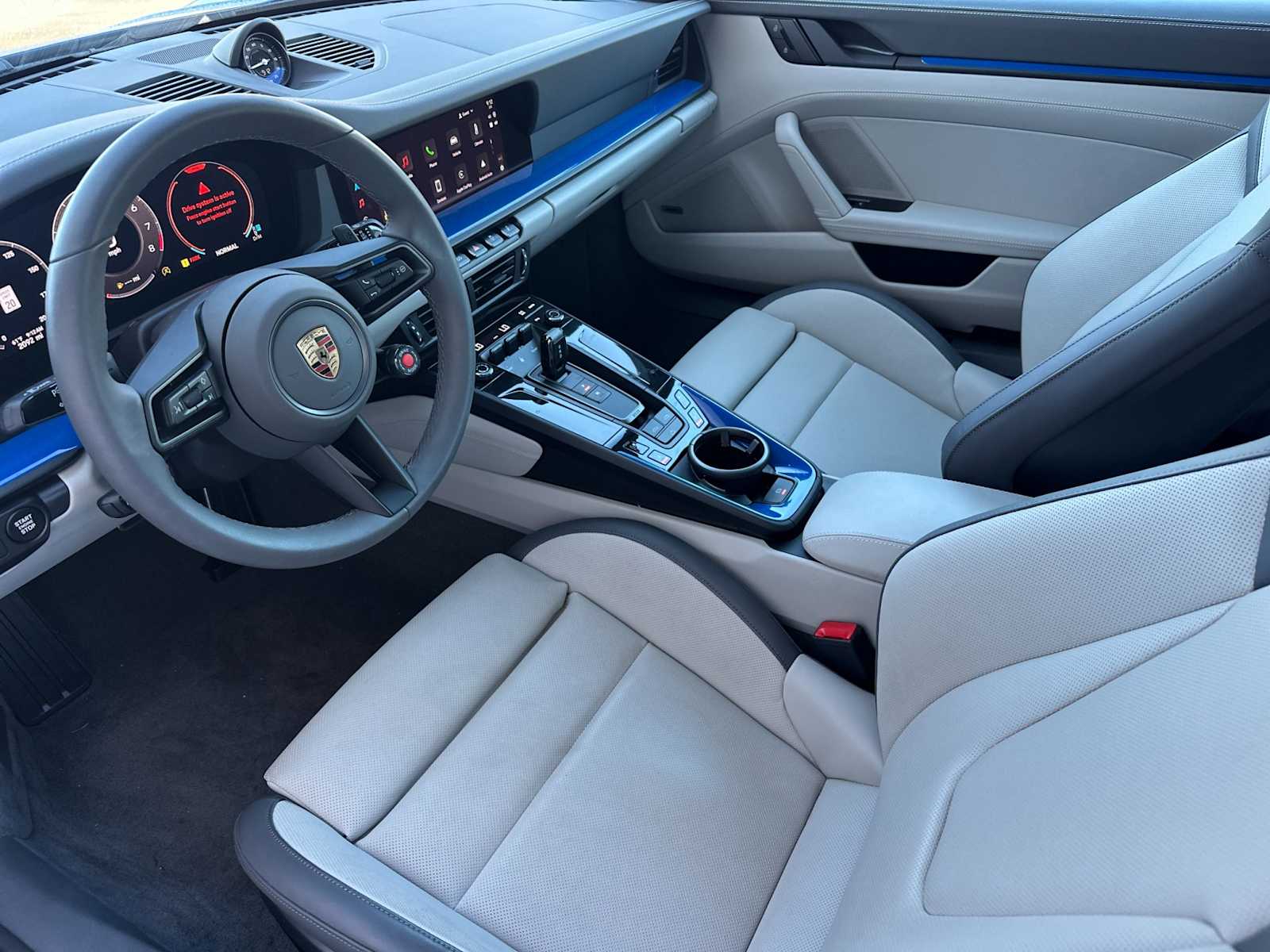 Thumbnail: 2025 Porsche 911 - 4