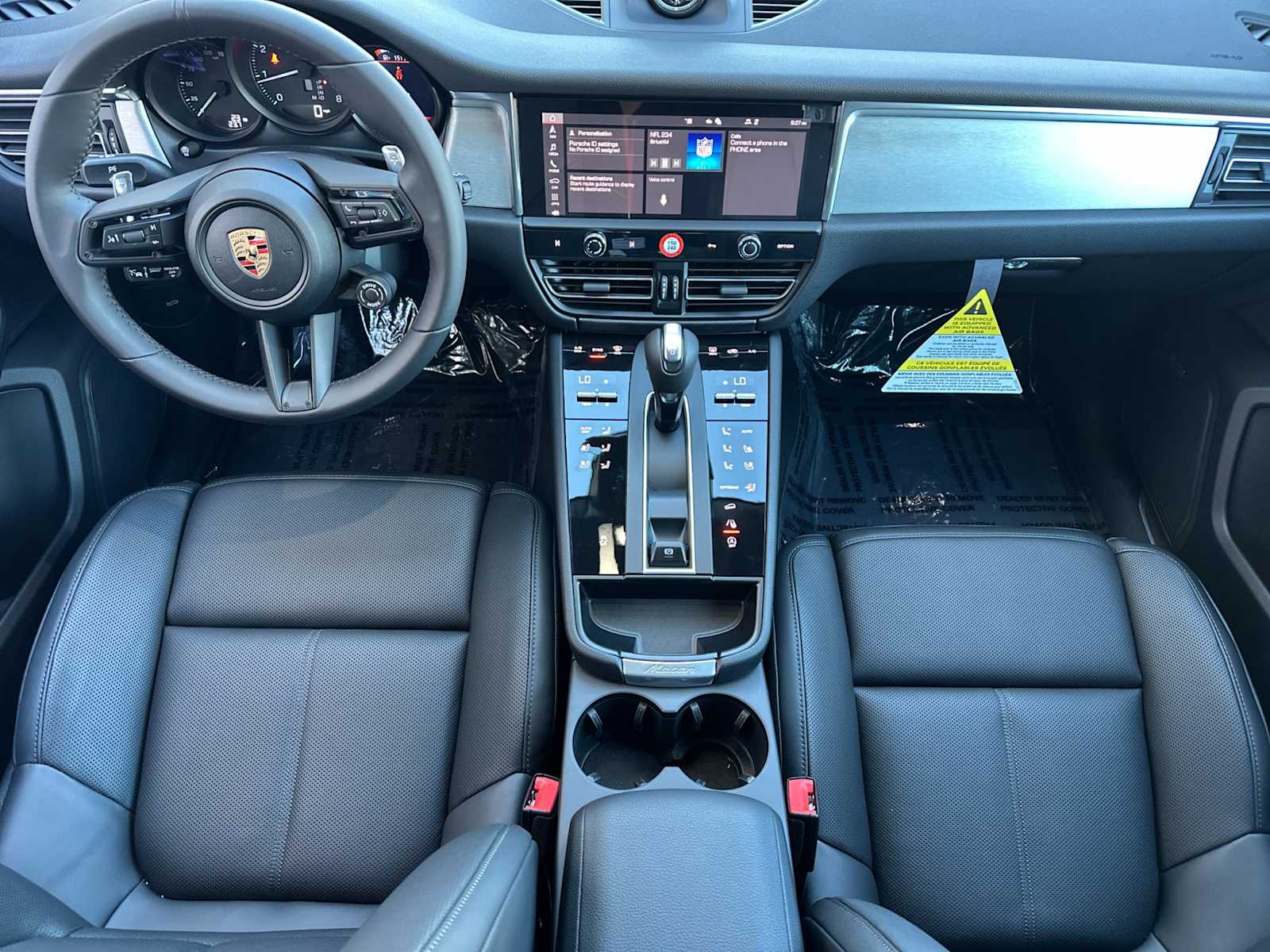 Thumbnail: 2026 Porsche Macan - 6