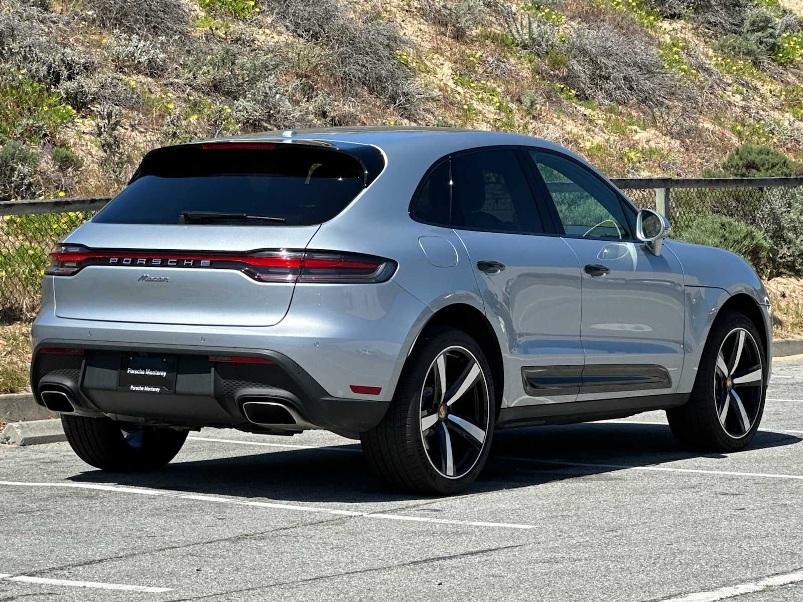 Thumbnail: 2024 Porsche Macan - 7