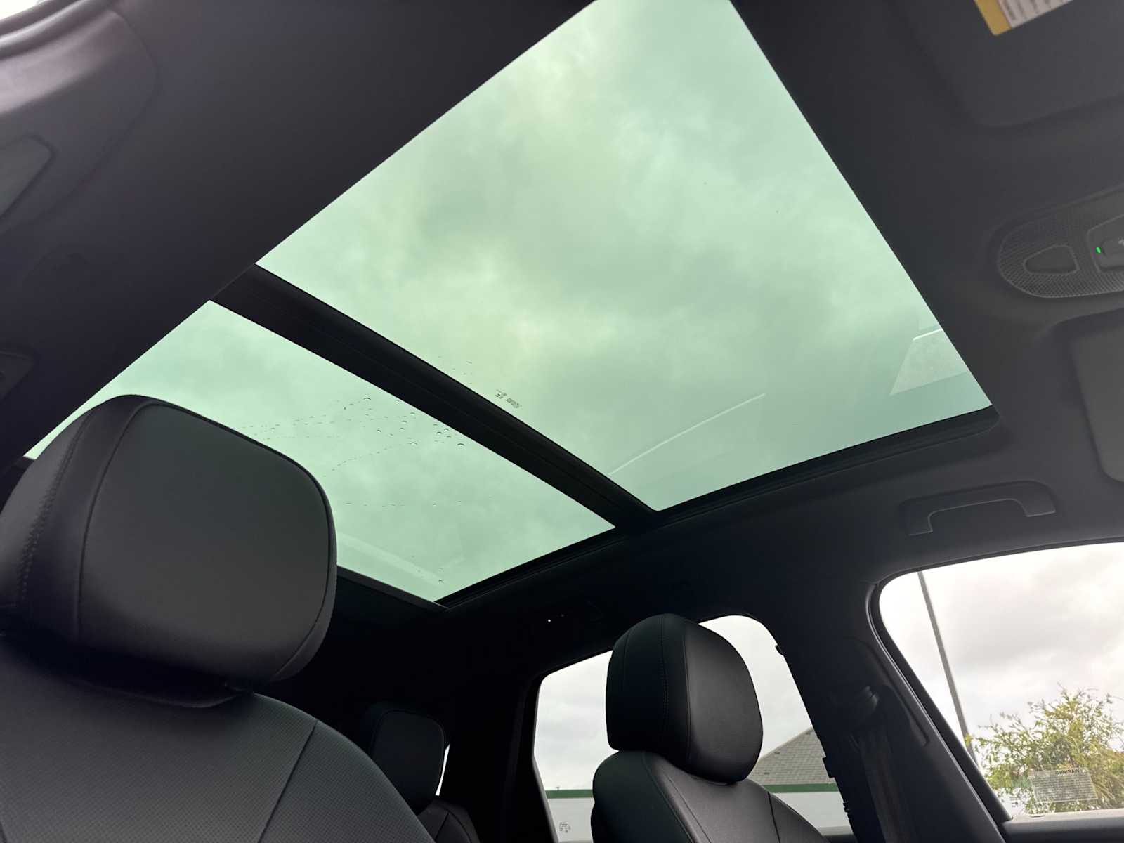 Thumbnail: 2025 Porsche Cayenne - 18