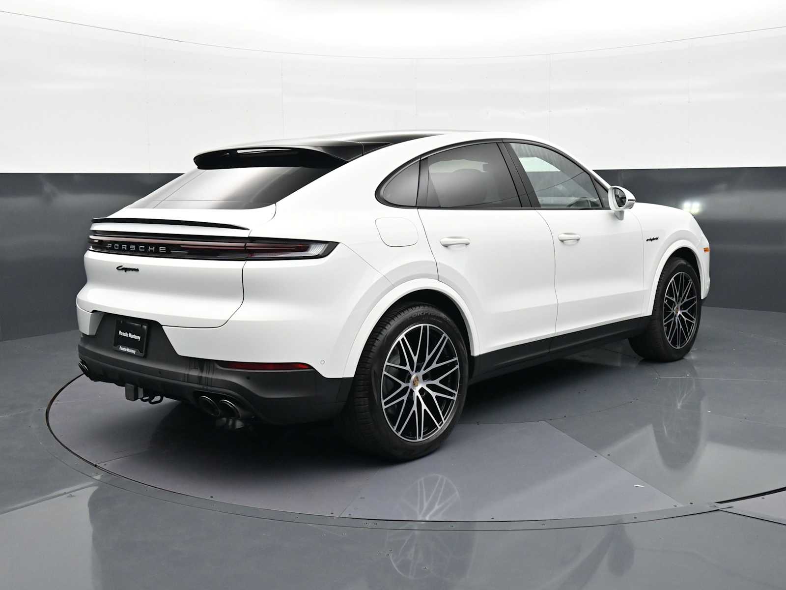 Thumbnail: 2025 Porsche  - 33