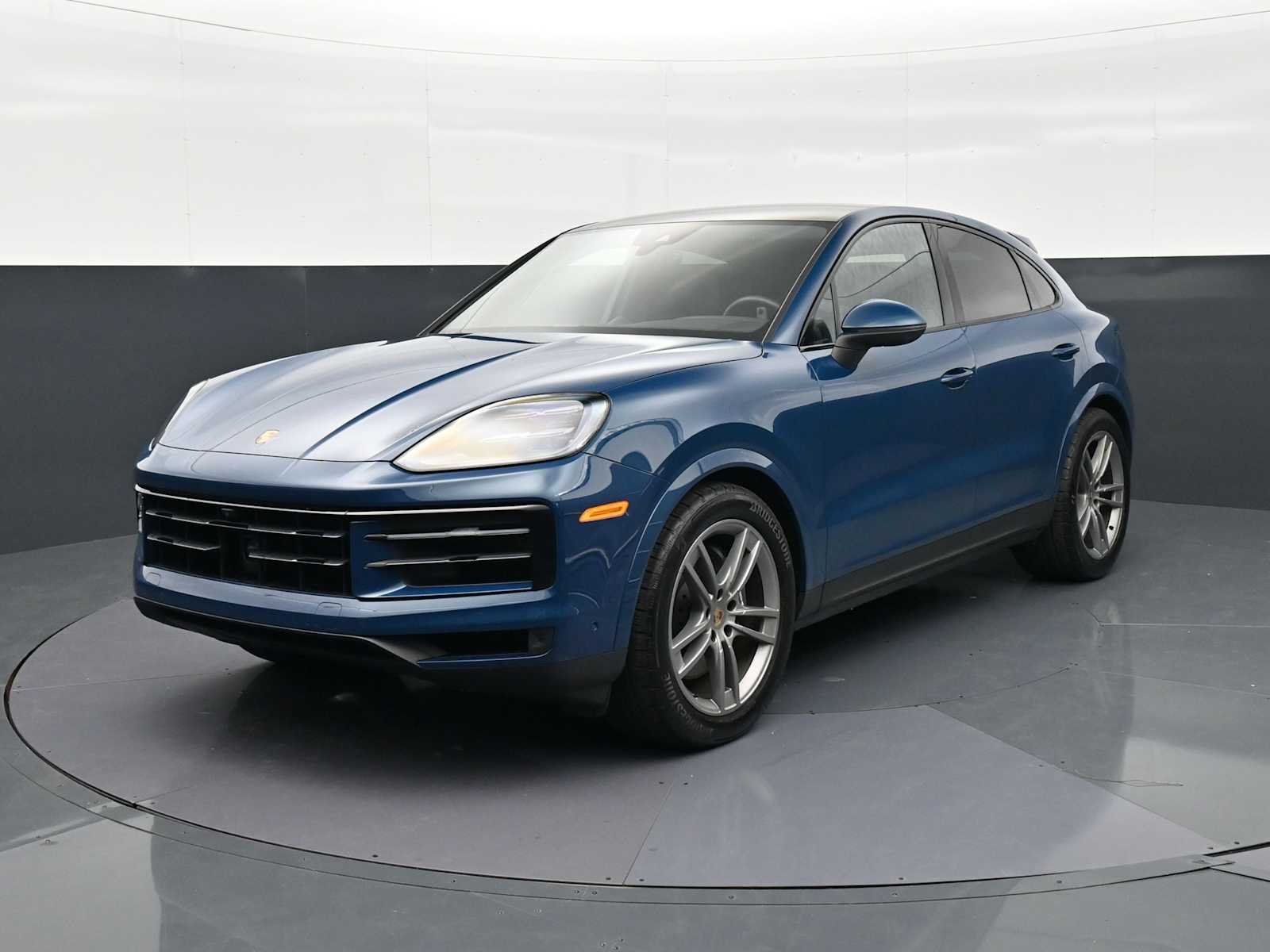 2025 Porsche Cayenne -'s photo
