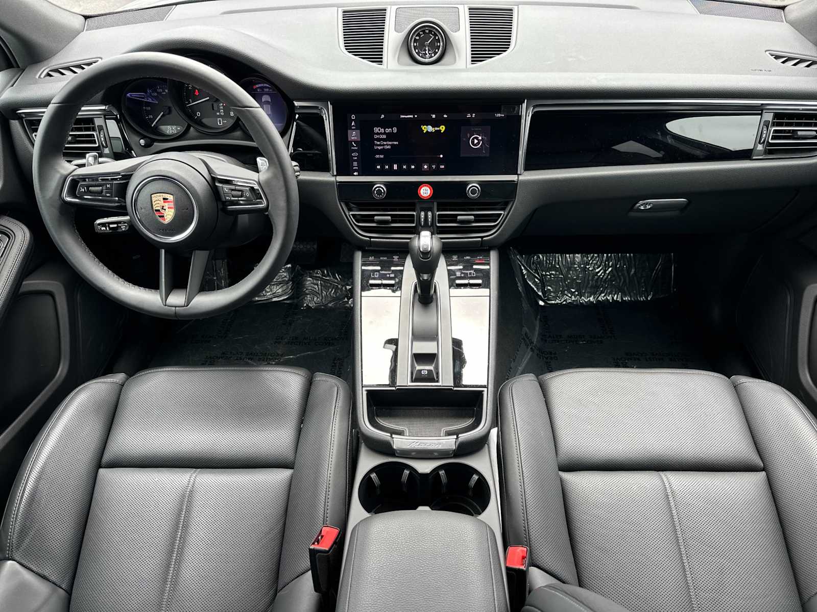 Thumbnail: 2025 Porsche Macan - 6