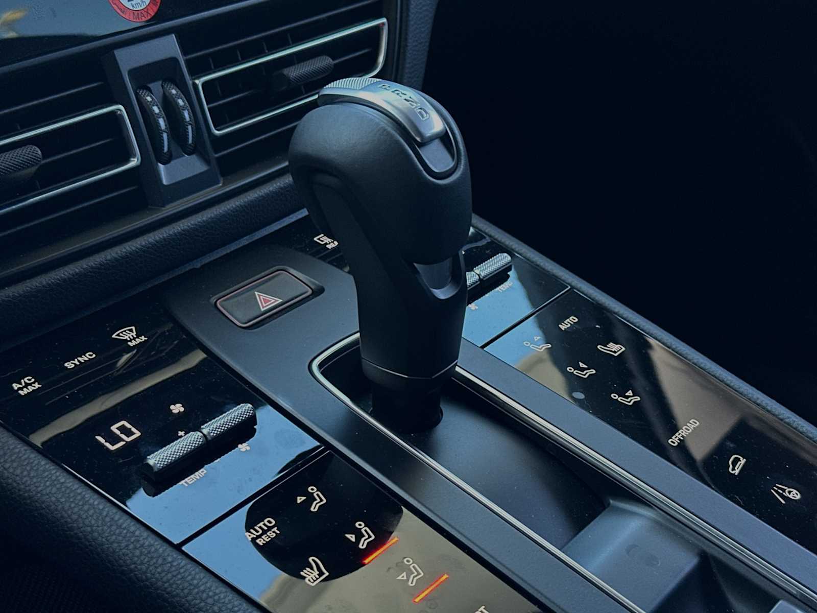 Thumbnail: 2024 Porsche Macan - 23