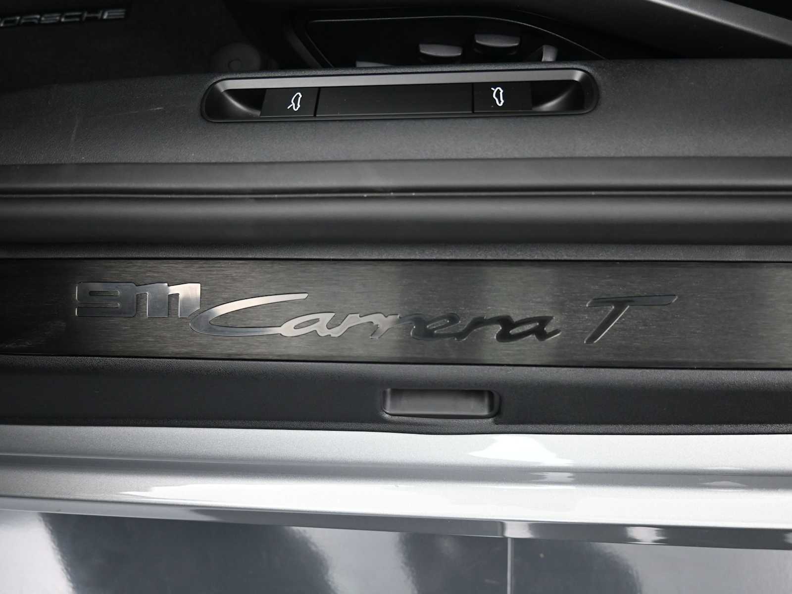 Thumbnail: 2026 Porsche 911 - 18