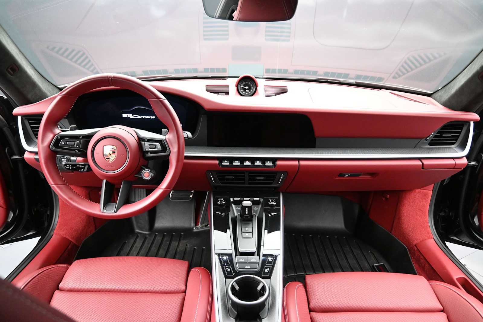2025 Porsche 911 - Photo 7