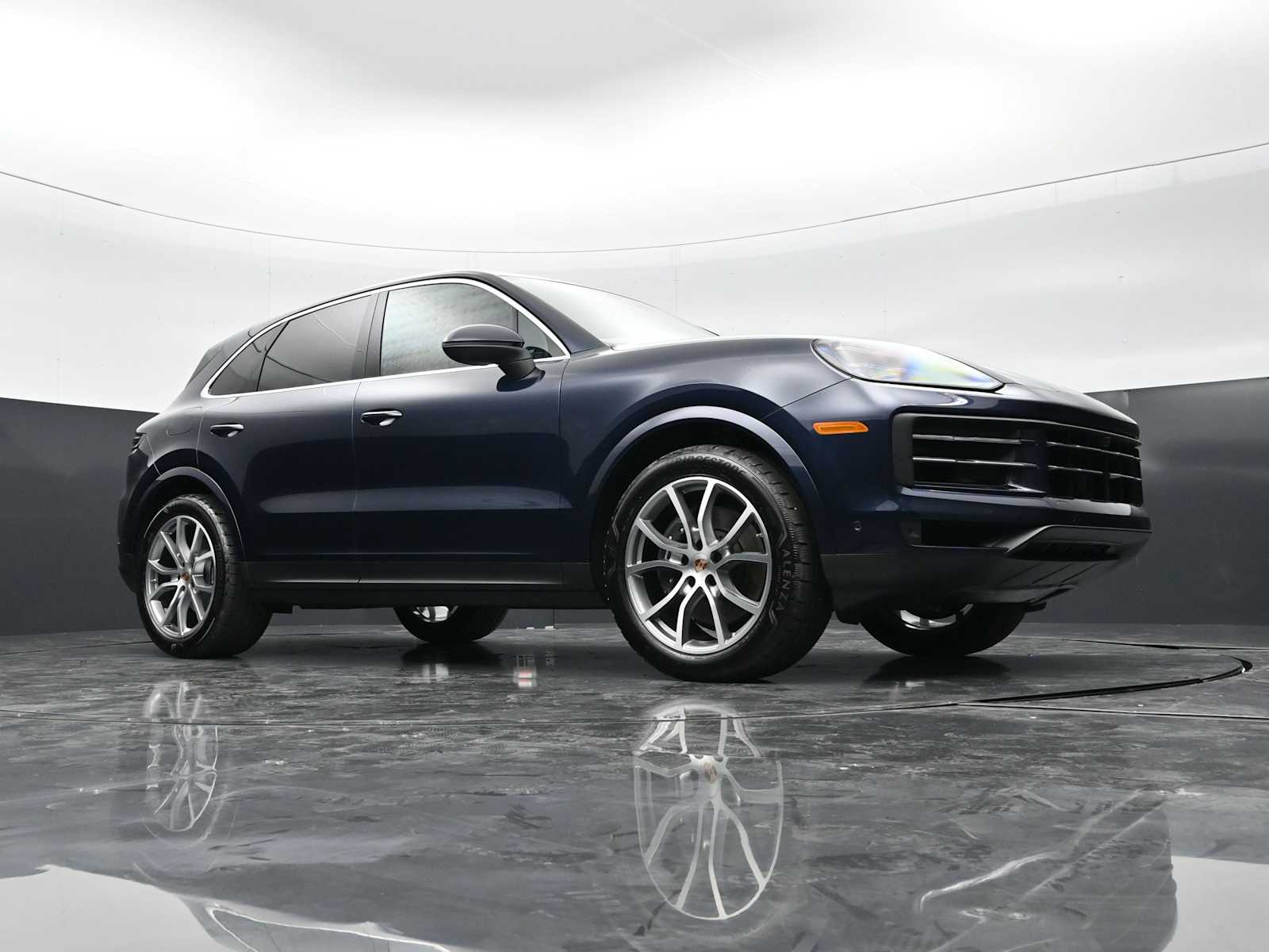 Thumbnail: 2026 Porsche Cayenne - 49