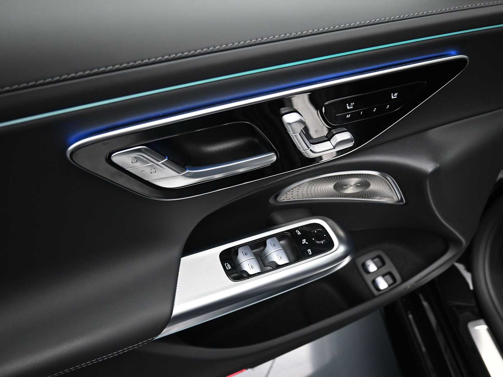 Thumbnail: 2025 Mercedes-Benz E-Class - 5