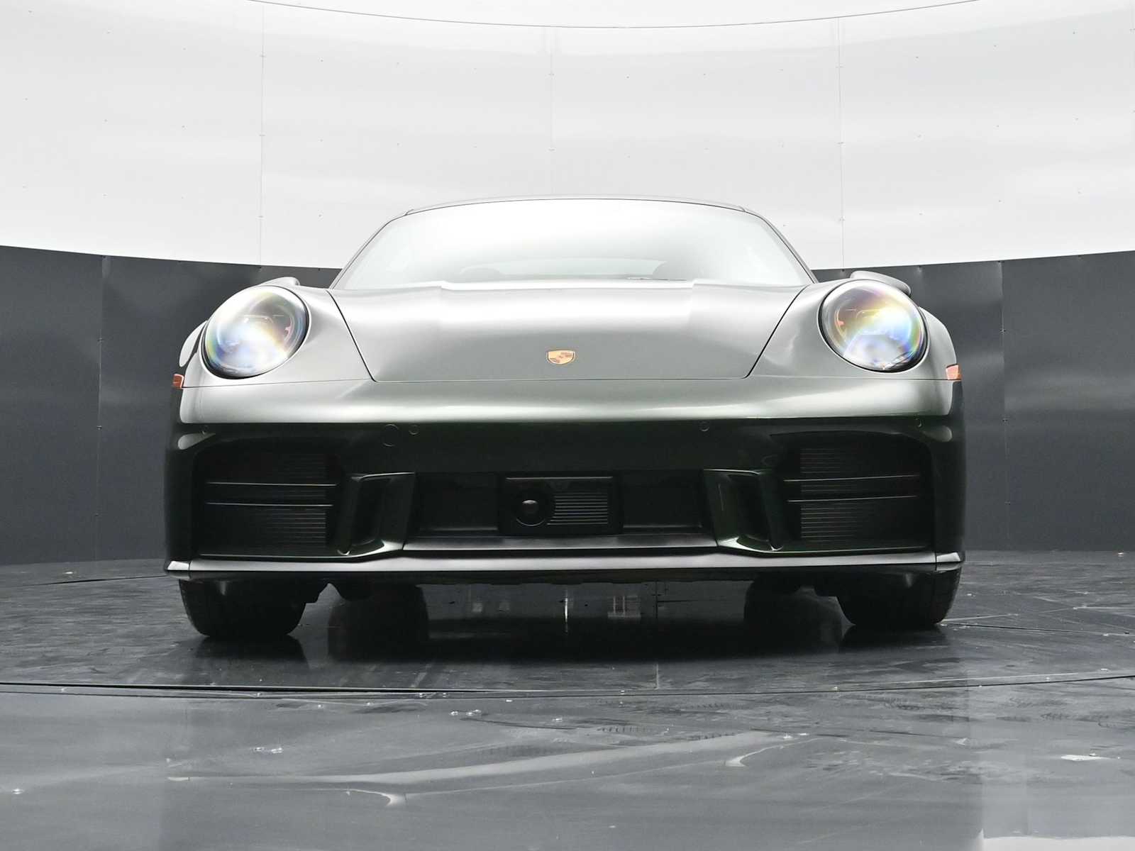 Thumbnail: 2026 Porsche 911 - 42