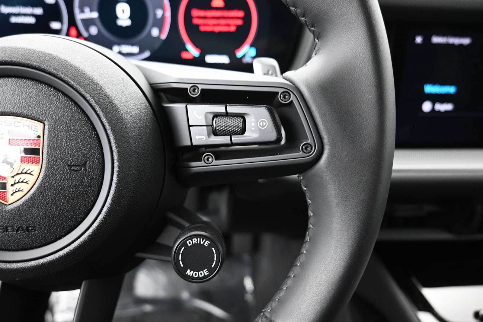 Thumbnail: 2025 Porsche Cayenne - 7