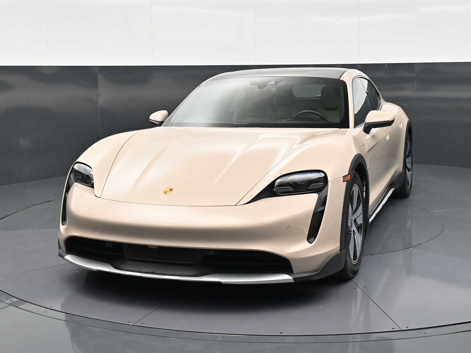 Thumbnail: 2023 Porsche Taycan - 34