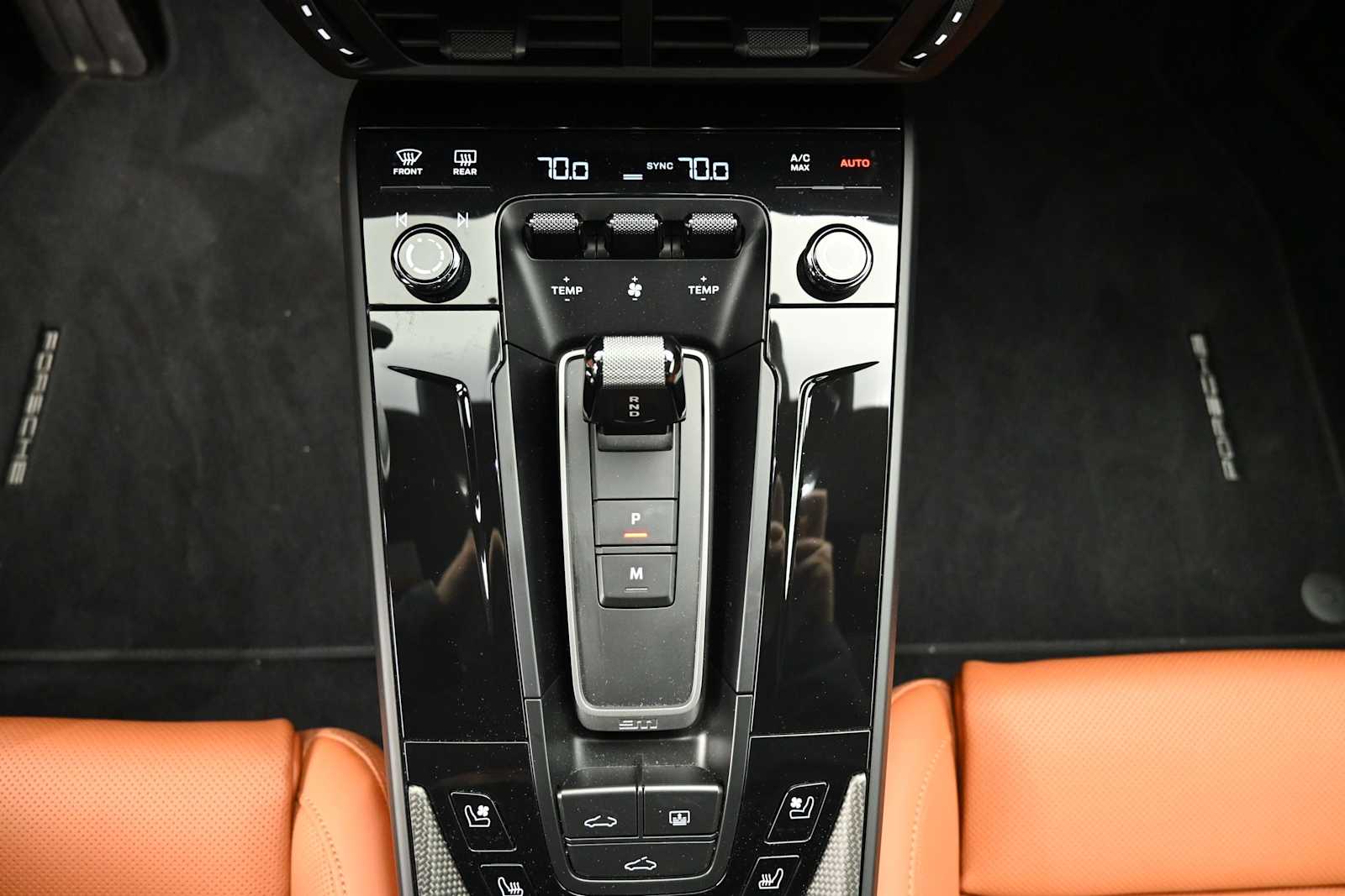 Thumbnail: 2026 Porsche 911 - 13