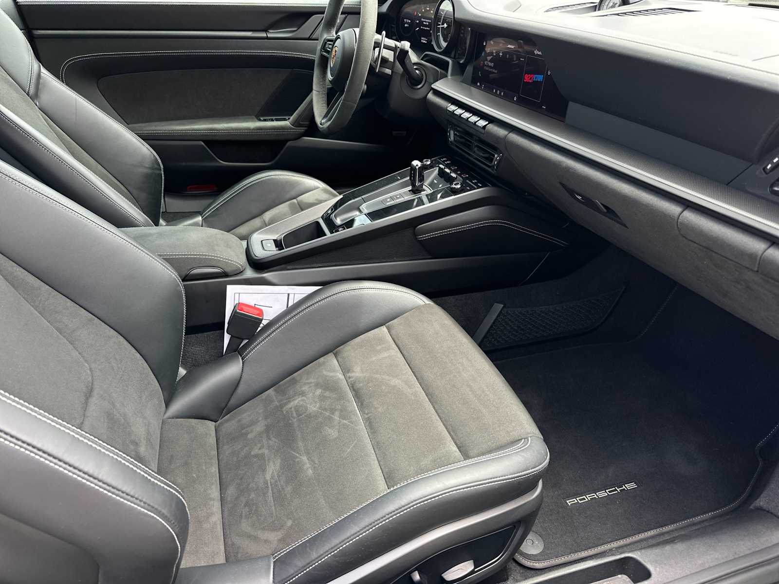 2022 Porsche 911 Carrera S 14