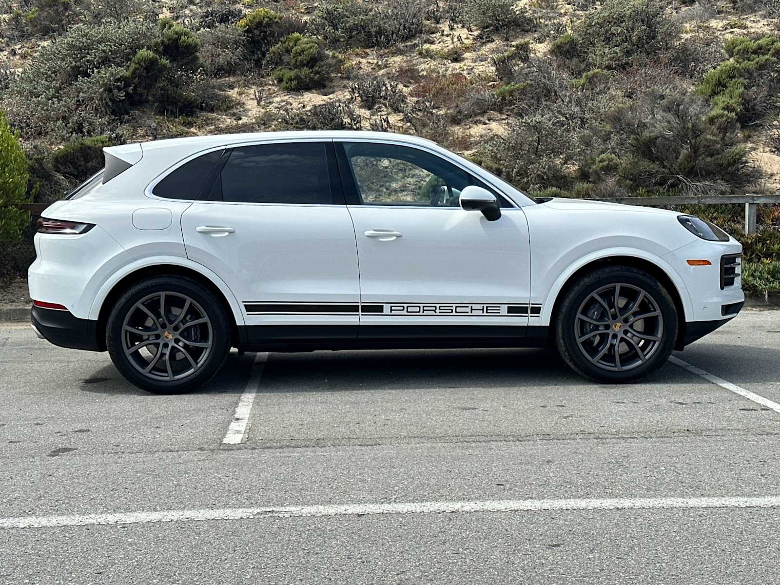 Thumbnail: 2025 Porsche Cayenne - 9