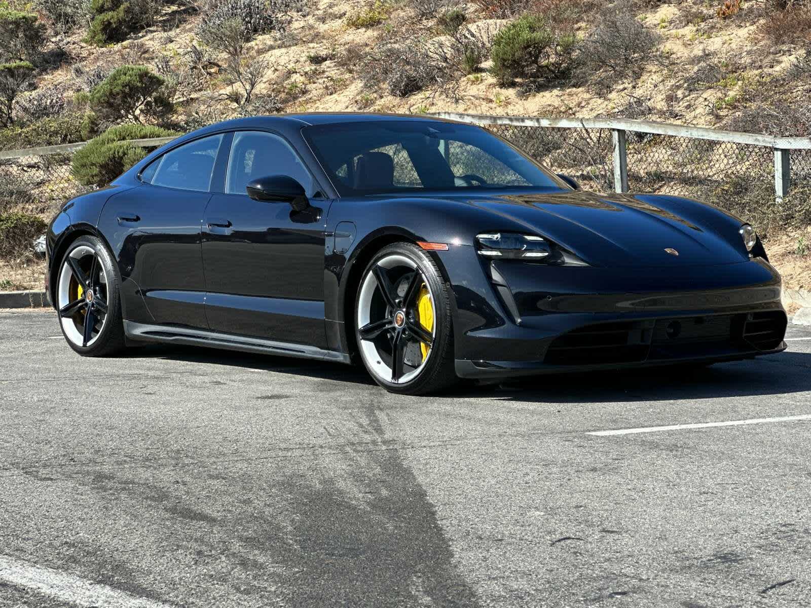 Thumbnail: 2020 Porsche Taycan - 9