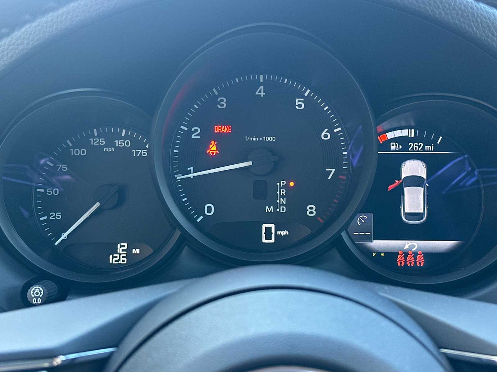 Thumbnail: 2026 Porsche Macan - 26