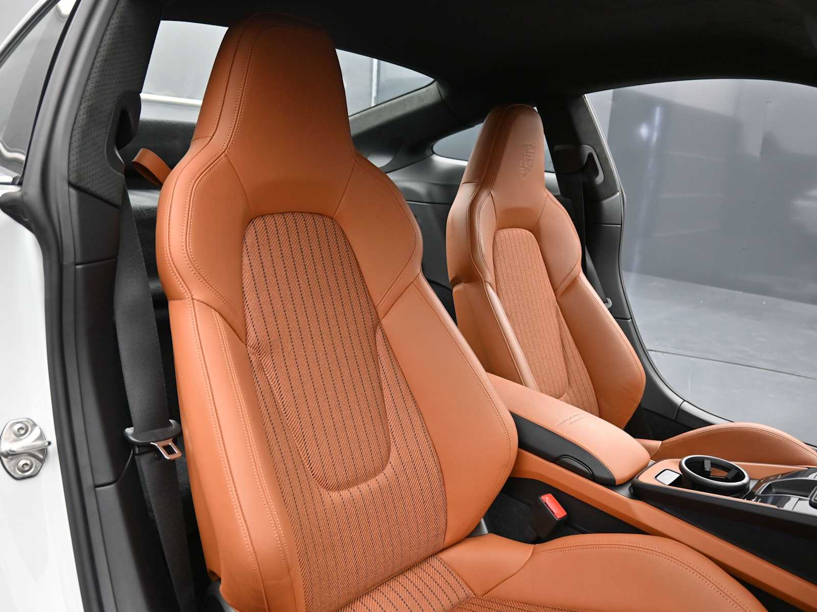 Thumbnail: 2024 Porsche 911 - 26