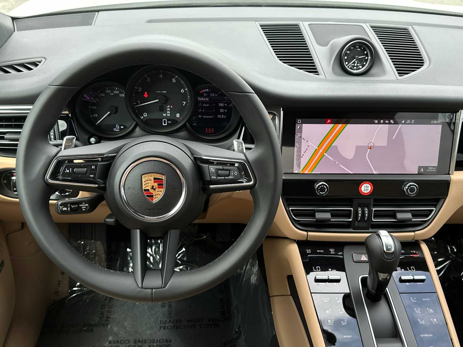 Thumbnail: 2025 Porsche Macan - 15