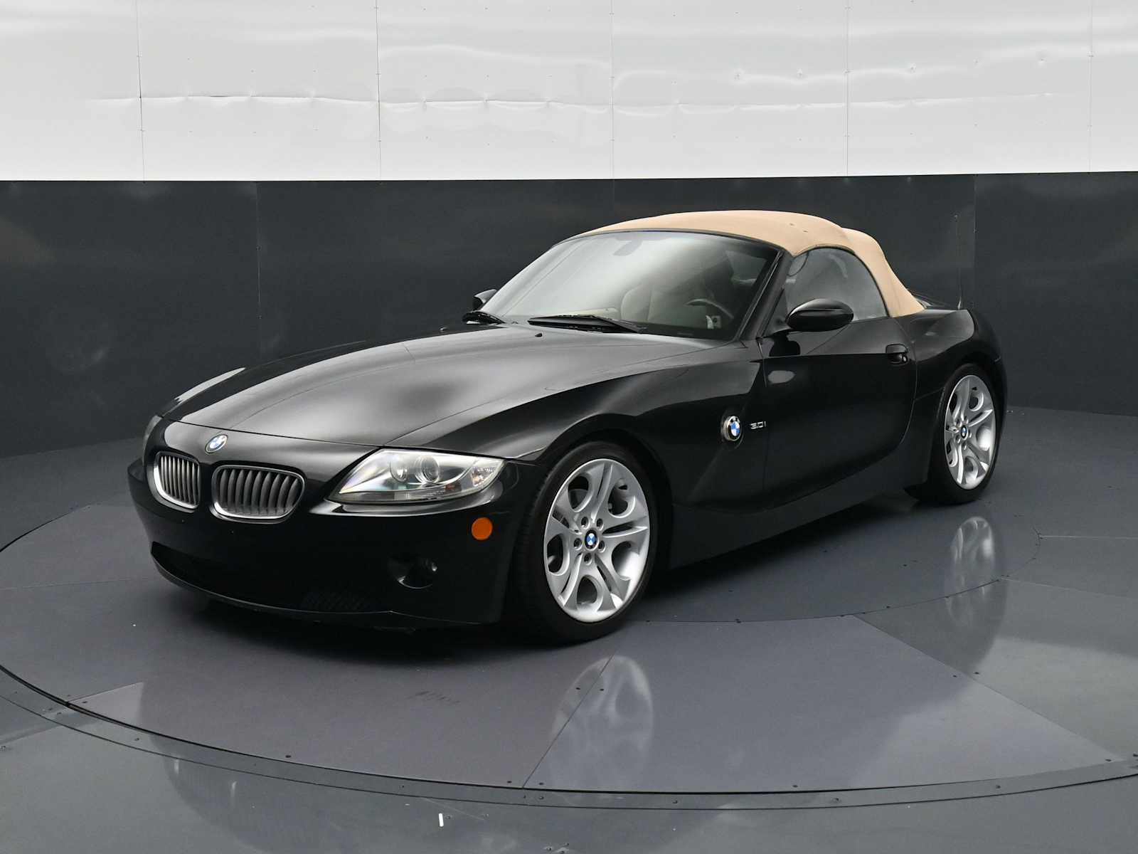 2005 BMW Z4 3.0i -
                  Seaside, CA