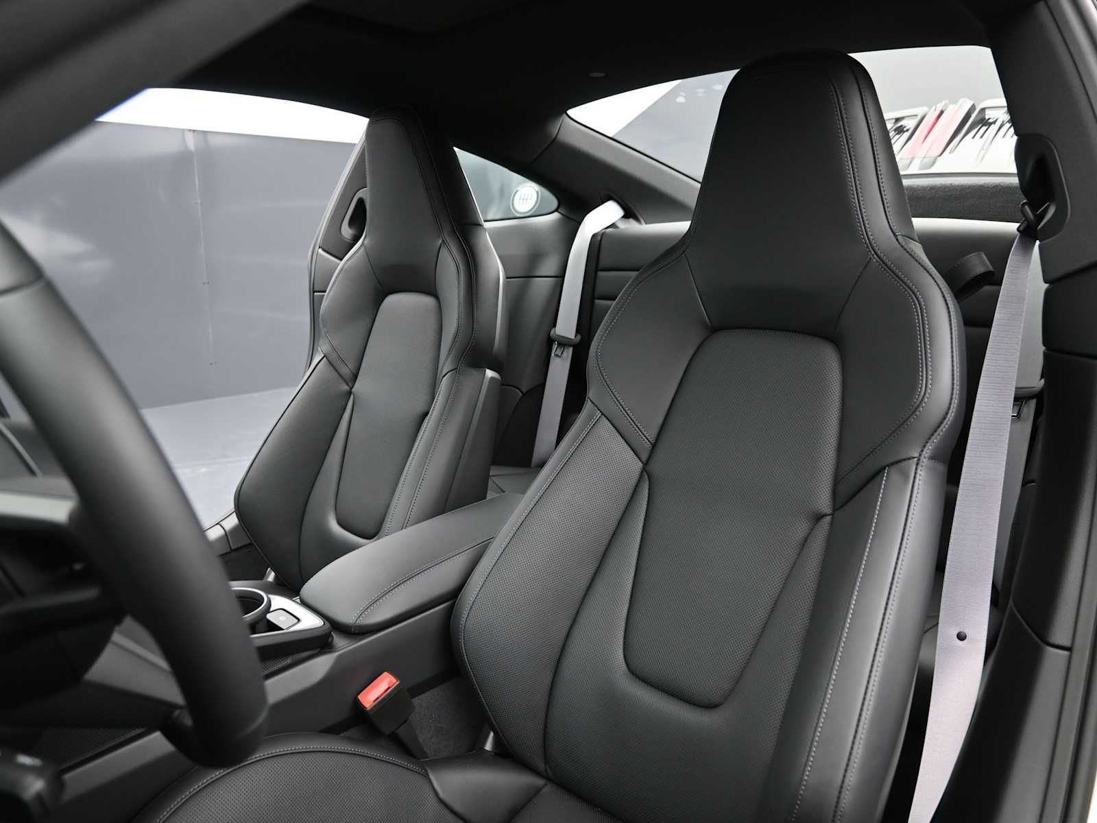 Thumbnail: 2026 Porsche 911 - 4