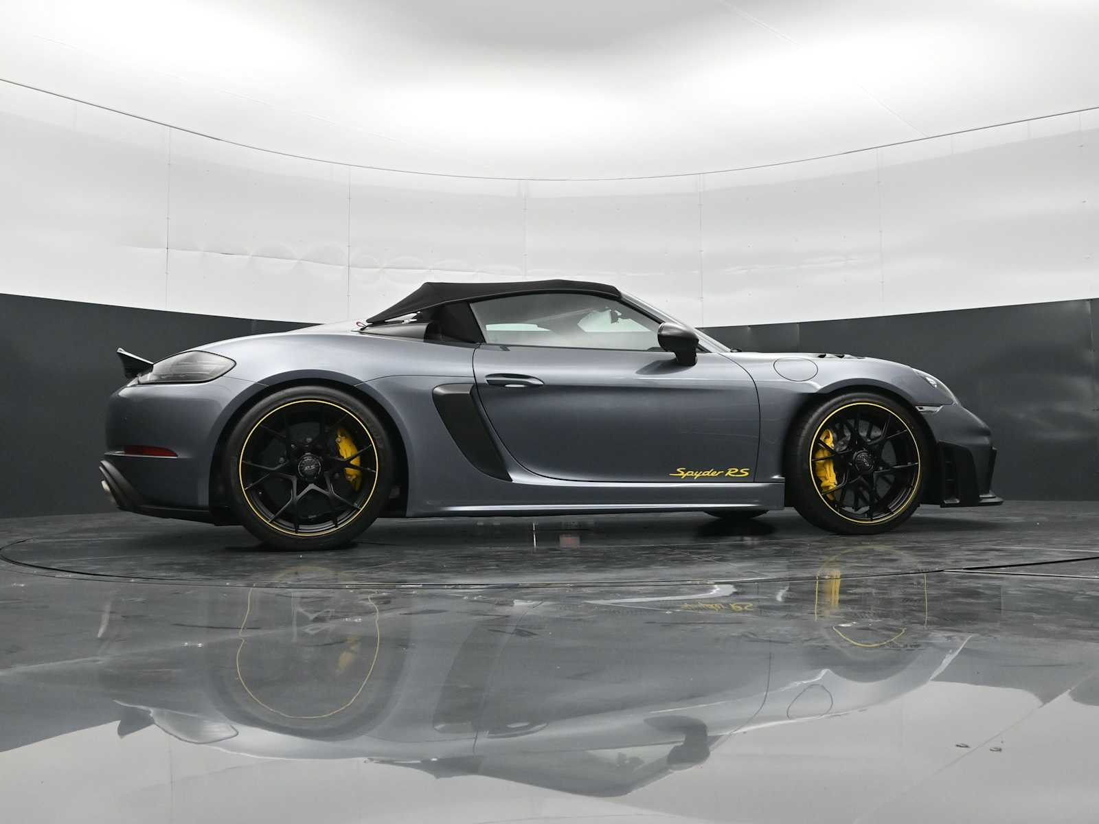 Thumbnail: 2025 Porsche  - 41
