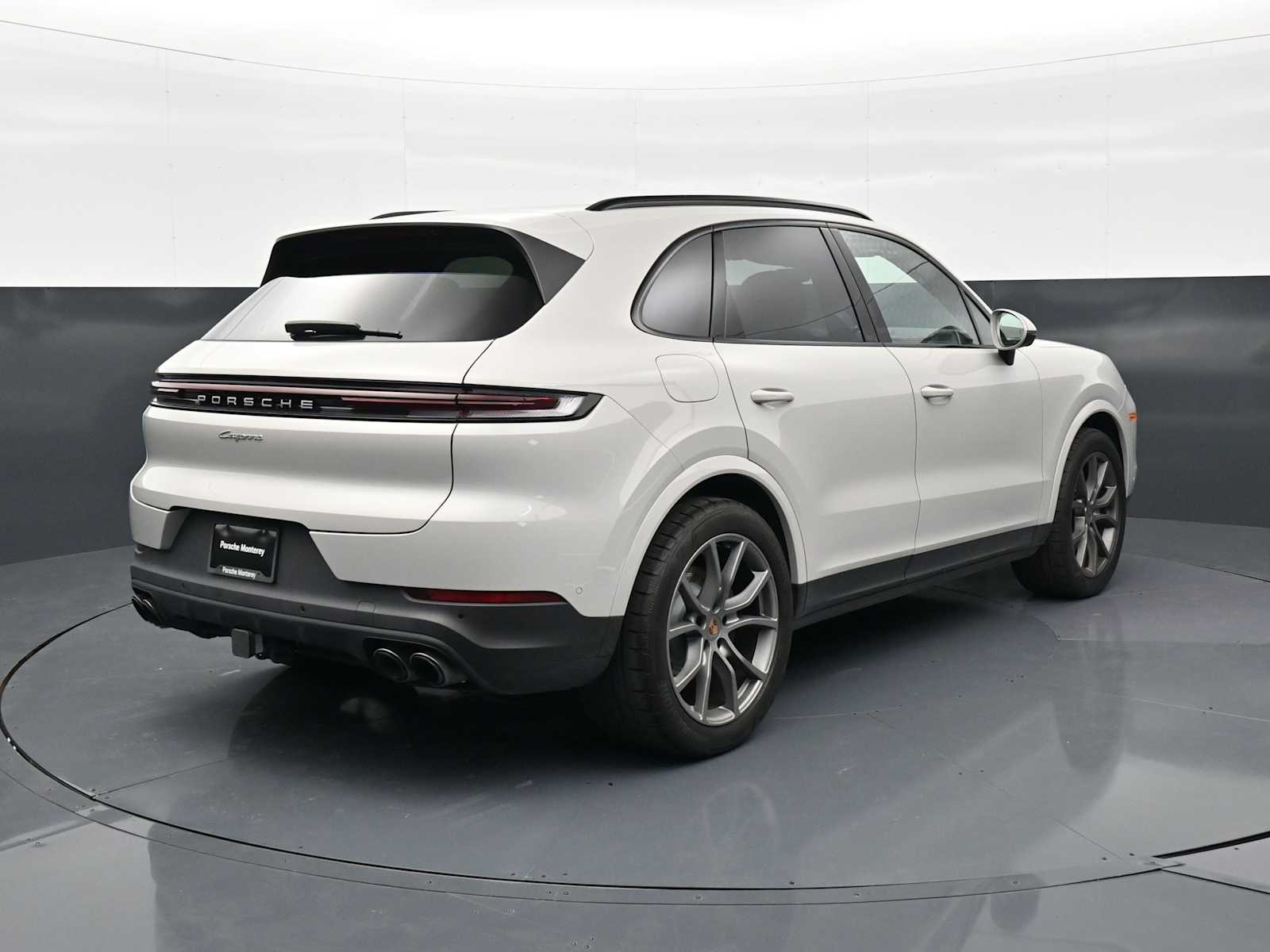 Thumbnail: 2025 Porsche Cayenne - 24