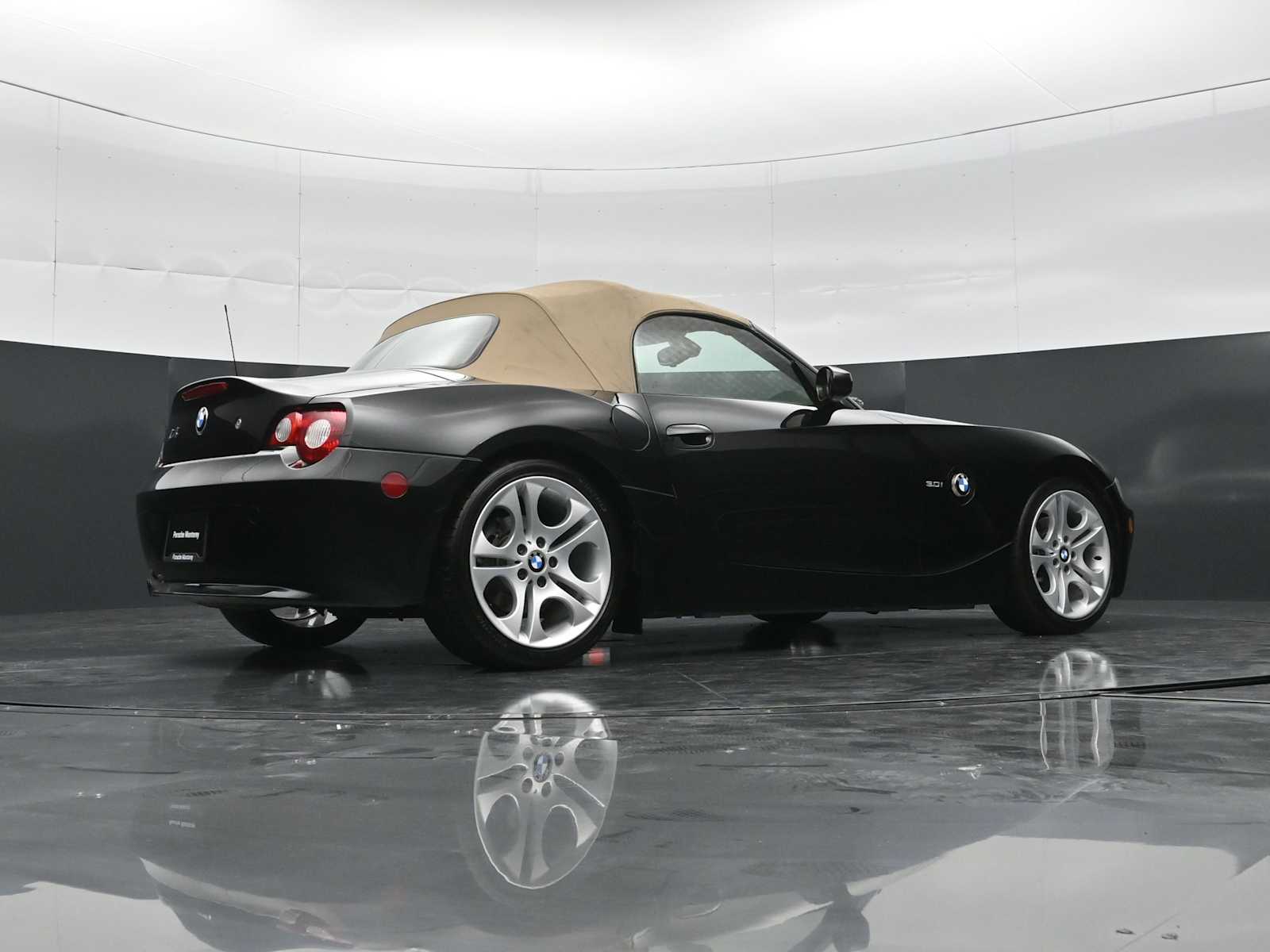 Thumbnail: 2005 BMW Z4 - 32