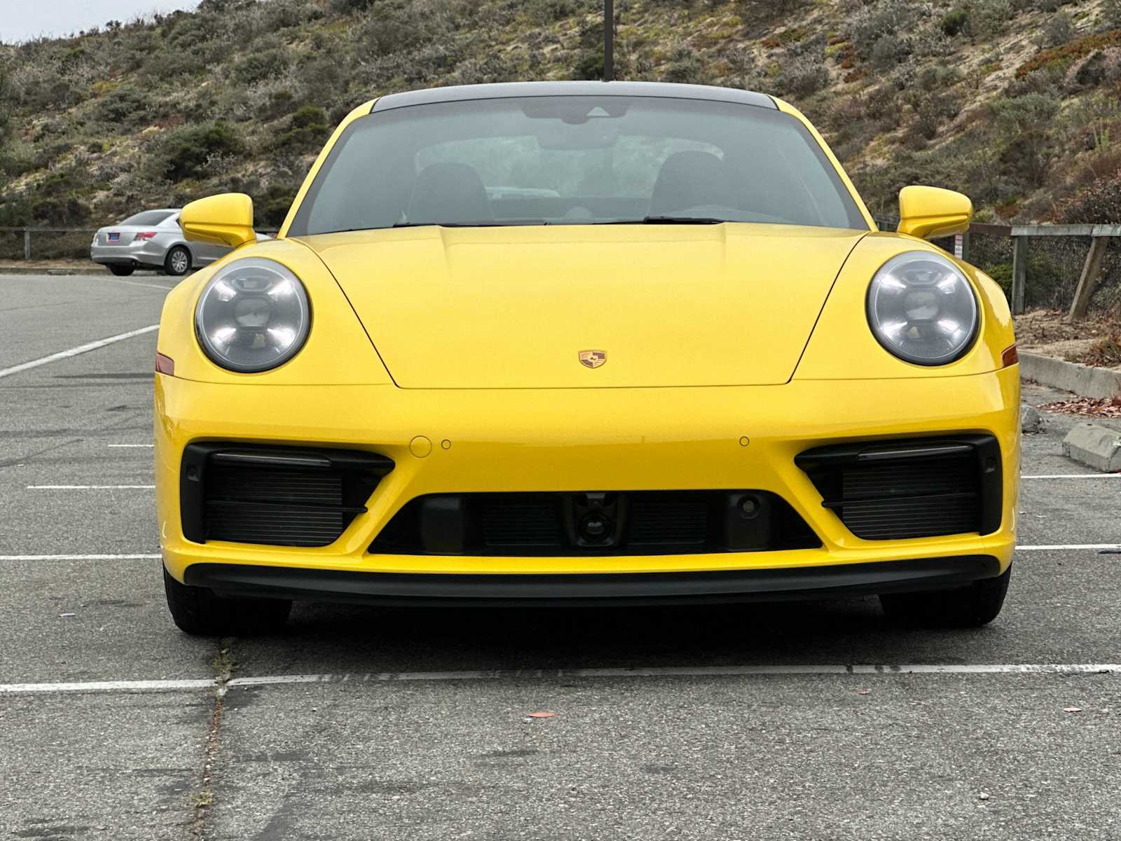 Thumbnail: 2024 Porsche 911 - 10