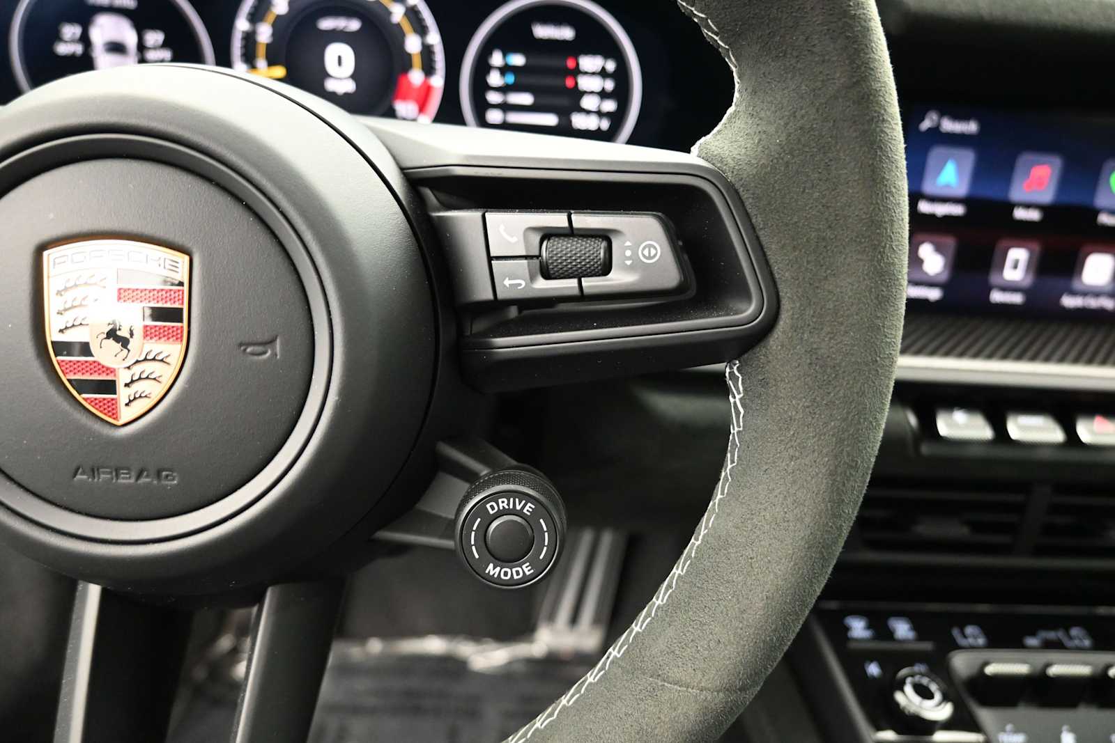 2026 Porsche 911 GT3 - Photo 12