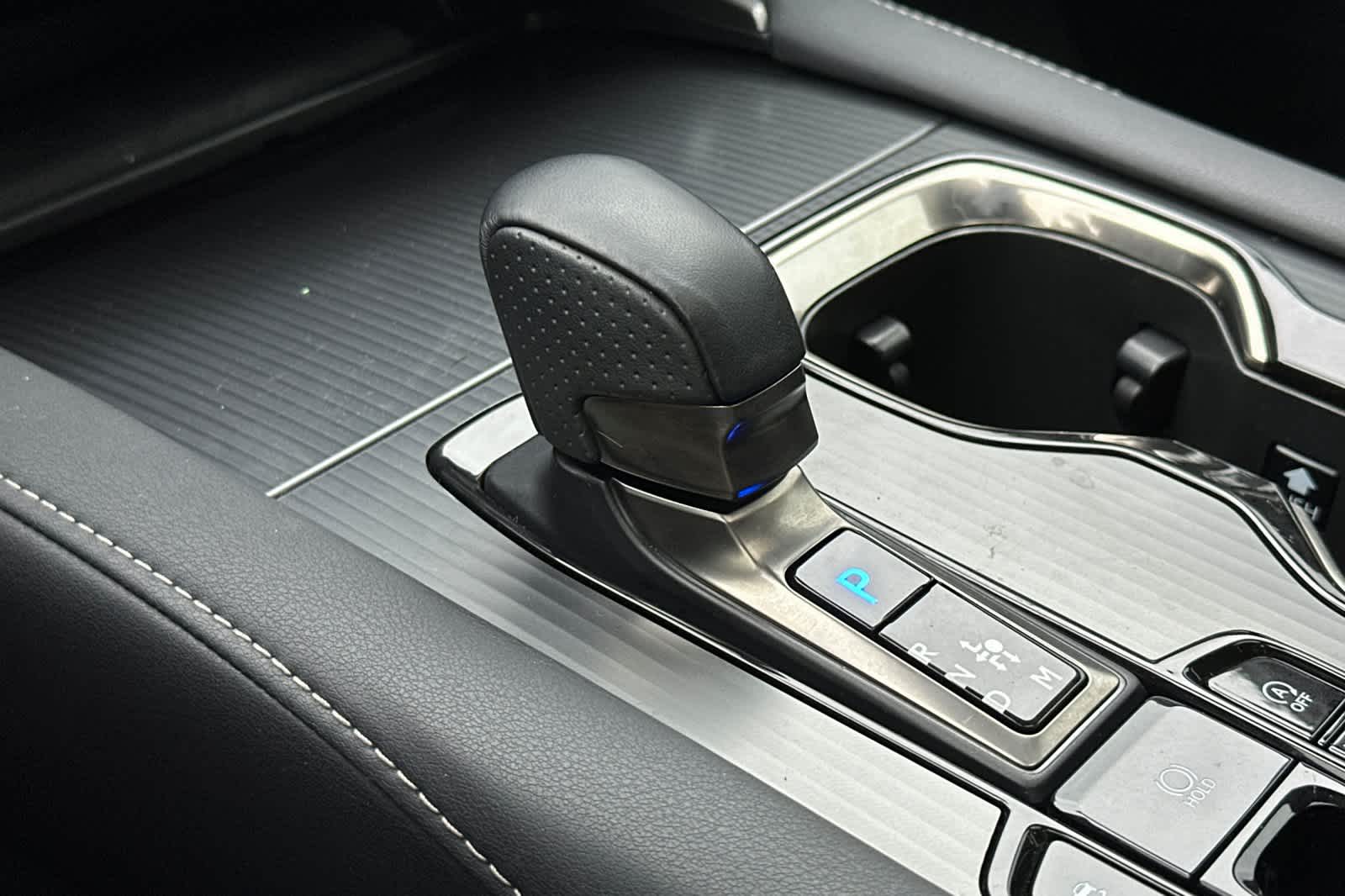 Thumbnail: 2024 Lexus RX - 23